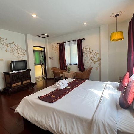Thapae Boutique House Hotel Chiang Mai Exterior photo