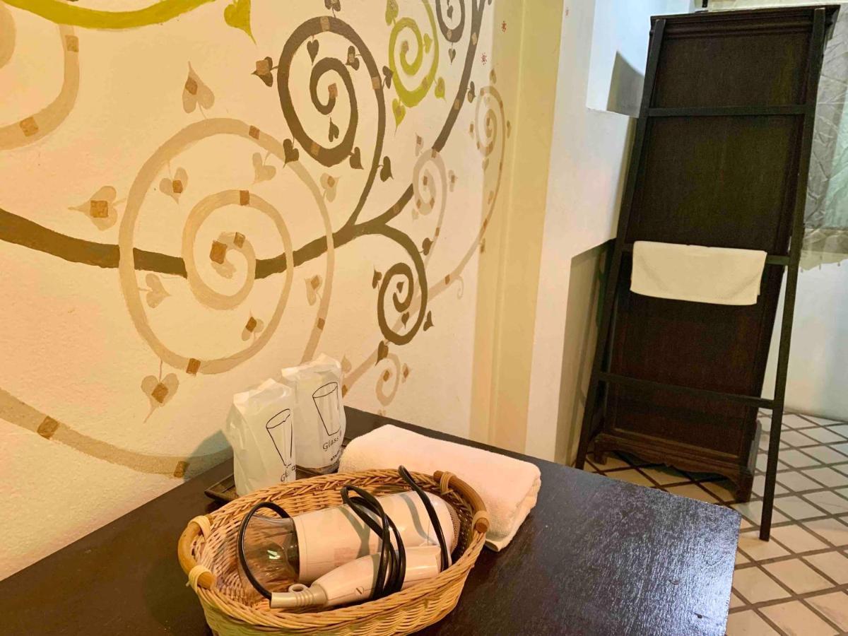 Thapae Boutique House Hotel Chiang Mai Exterior photo